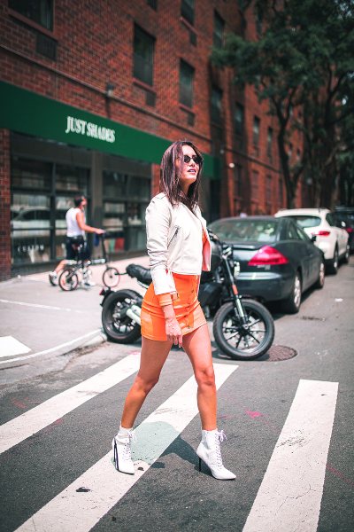 DE POSTAL. Aunque se trataba de sus vacaciones, la actriz y conductora jamás dejó el toque fashion y femenino. Foto: cortesía