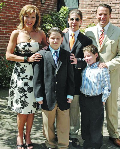 Mary Paz Banquells, Alfredo Adame e hijos. Foto: Archivo