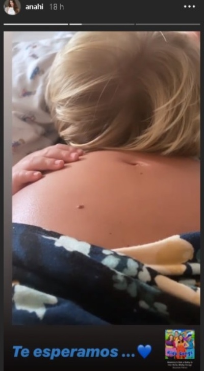 Anahí presumió su pancita de embarazo. Foto: Instagram
