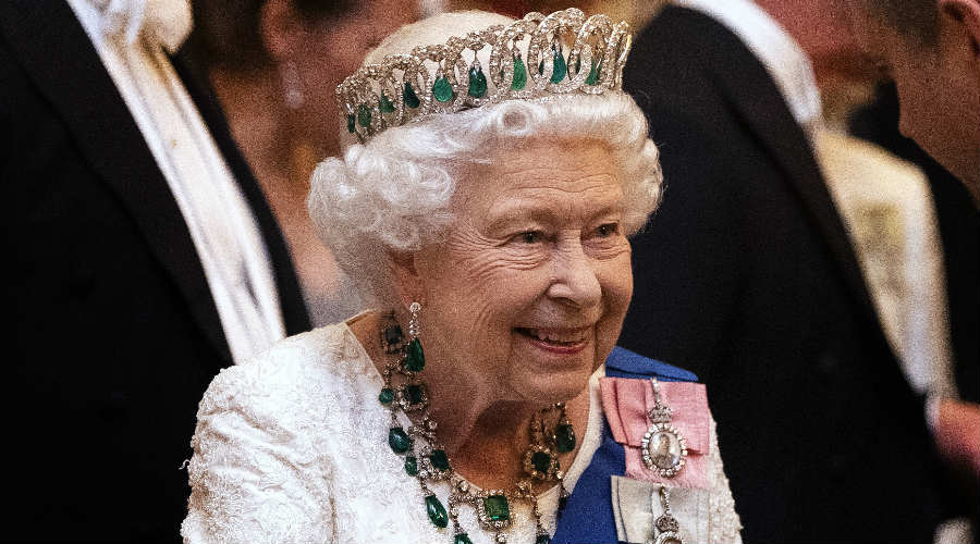 Resultado de imagen para reina isabel