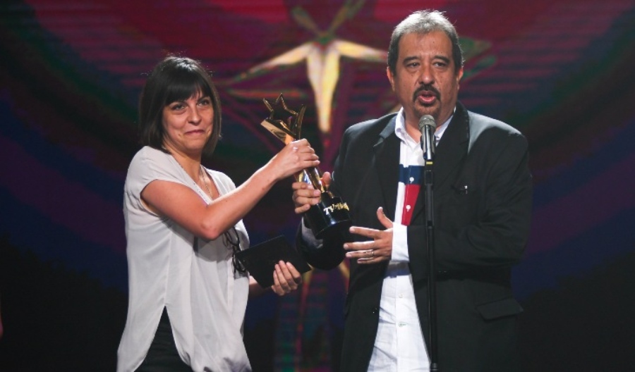 premios tvynovelas 2020 ganador mejor guion o adaptación