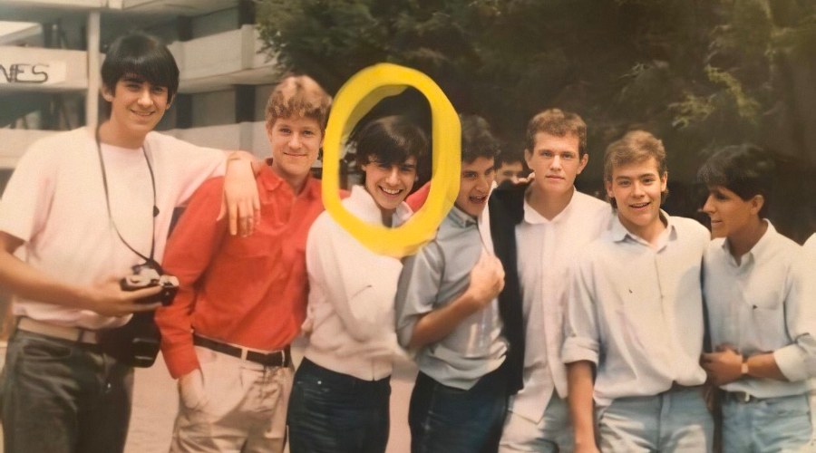 Hugo López Gatell cuando estudiaba Medicina en la UNAM. Foto: Twitter