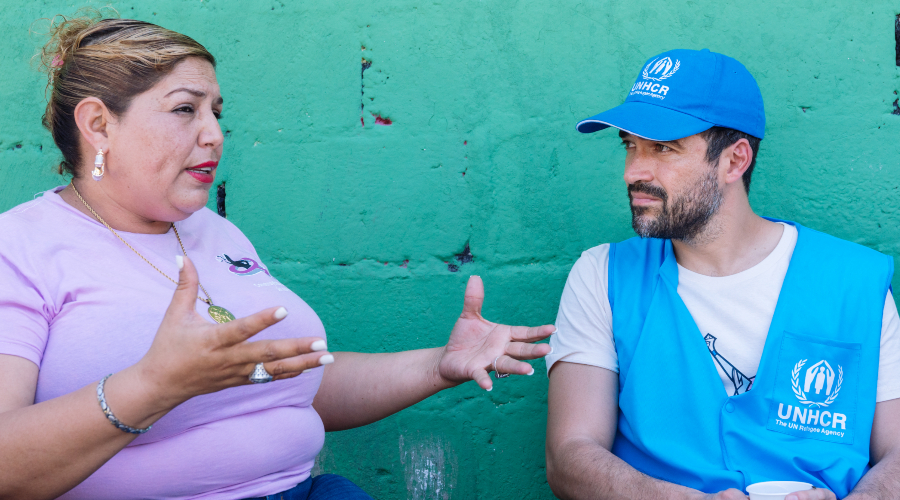 Alfonso Herrera en su viaje a Honduras con Acnur. Foto: Cortesía