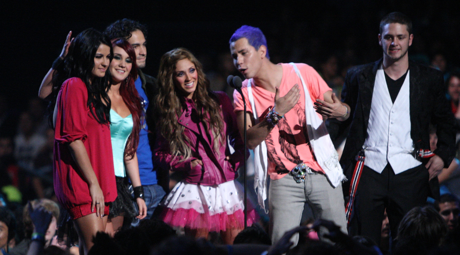 Maite Perroni reprocha ausencia de Poncho y Dulce en concierto de RBD. Foto: Getty Images