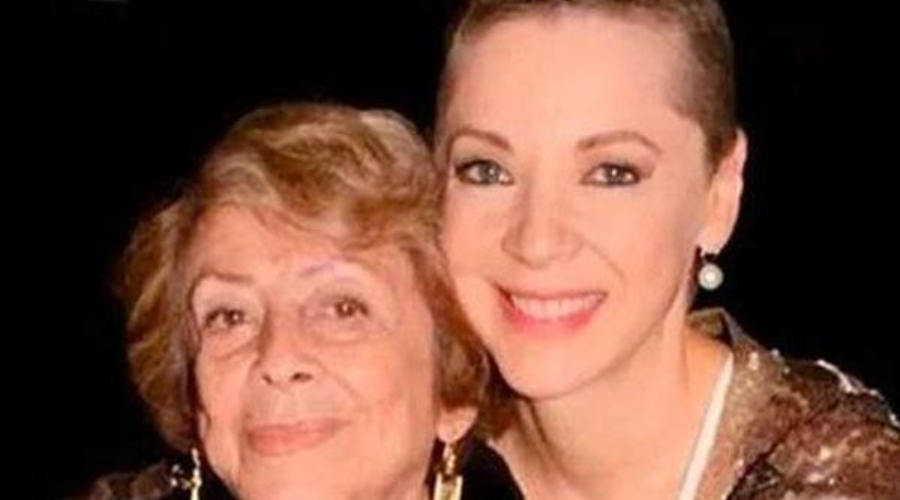 Edith González y su madre, doña Ofelia Fuentes. Foto: Archivo